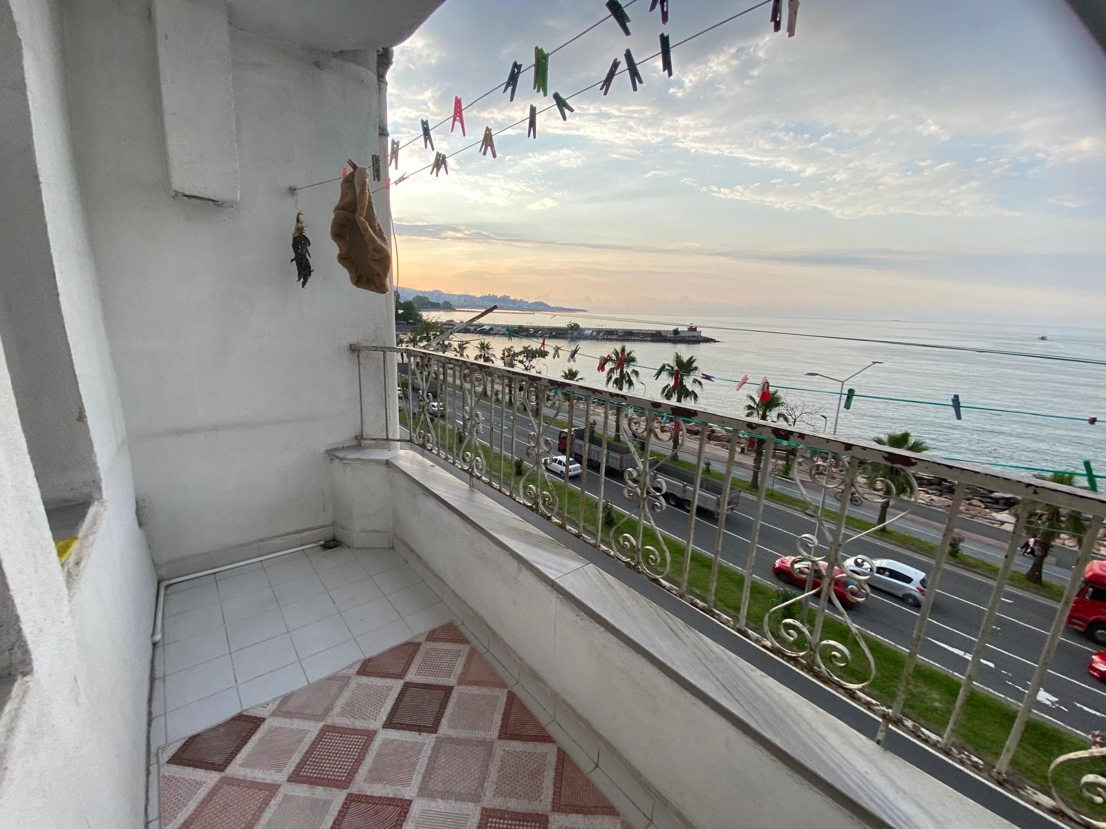 KURTULUŞ MAH. PEKİN OTO GALERİ ÜZERİ SATILIK DAİRE